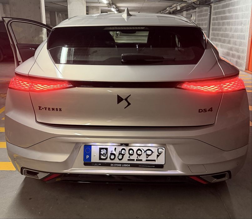 Automóvel DS4 -hibrido plug in-