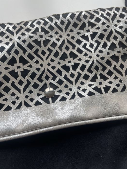 Mała poręczna torebka torebeczka na ramię regulowany pasek