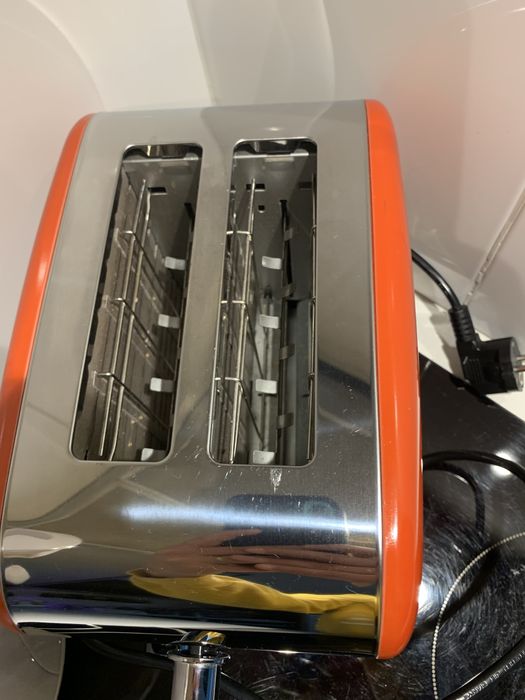 Torradeira e fervedor de água elétrico