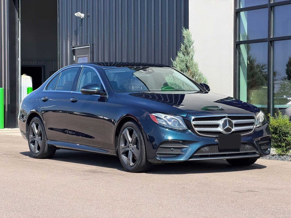 Mercedes-Benz E-Class E 300      2018