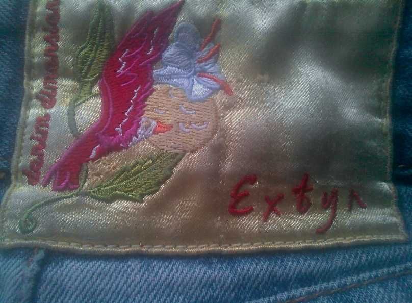 Продам женскую джинсовую супер мини юбку Extih denim