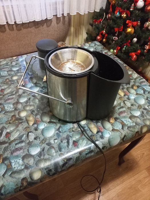 Продам соковыжималку