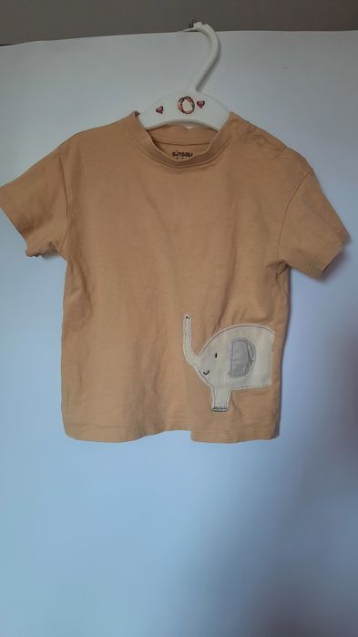 Sinsay T-shirt dzieciecy rozmiar 92
T-shirt dziecięcy 
Rozmiar 92
Stan