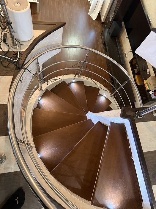 Продам двухрівневу квартиру с.Чубинське ( 140 кв.метрів)