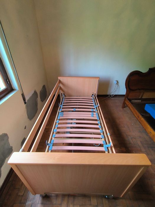 Cama Articulada Elétrica Tecnimoem Premium – Estado Impecável