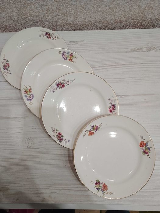 Тарілочки Буди 50ті роки. Квіткова деколь ситець.