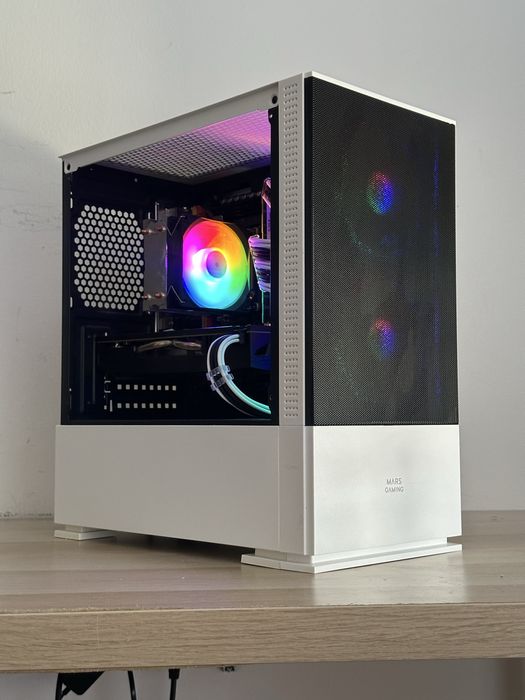 Torre Gaming RGB | Fortnite, CS2, Valorant etc