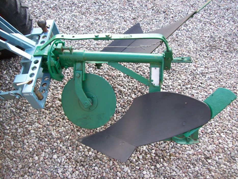 Pług OGRODNICZY OBROTOWY oryginalny do traktorek ogrodniczy kubota tz4