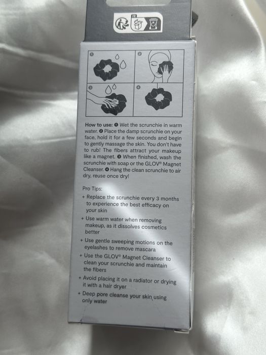 Glov water only skin cleansing scrunchie