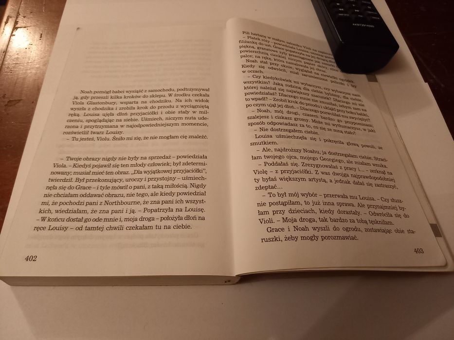 Książka "Polowanie na motyle" Marika Cobbold.