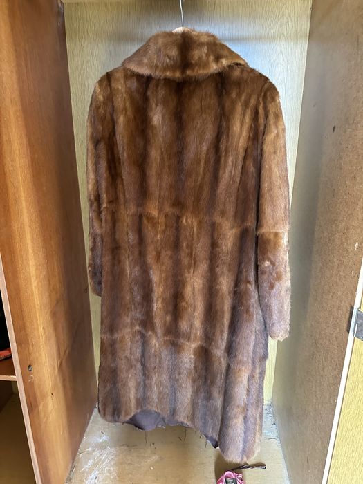 Brazowe futro dlugie