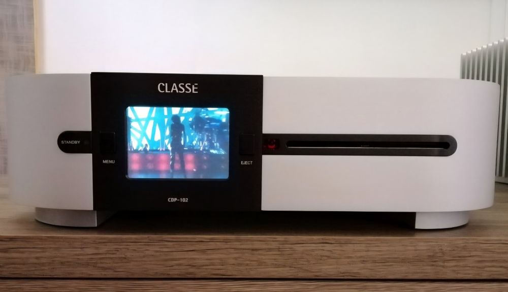 Amplifier + CD Player64739568135681121