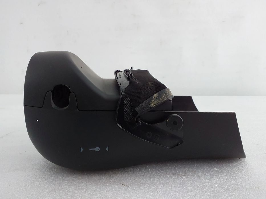 Blindagem da coluna de direção / plásticos do volante BMW X1 (F48)