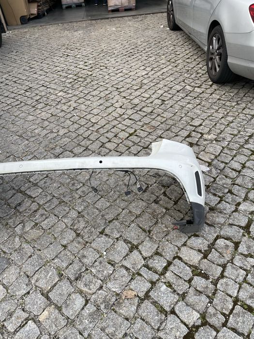 Parachoques tazeiro GLA AMG