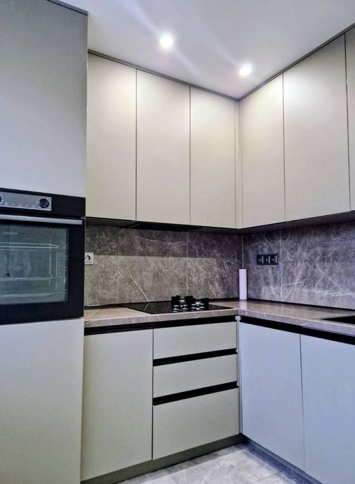 Продається сучасна 3-кімнатна квартира