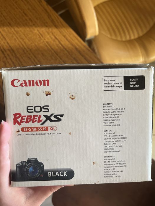 Фотоапар Canon EOS Rebel XS