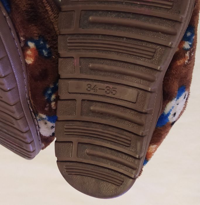 Pantufas tam. 34 a 35. Como Novas
