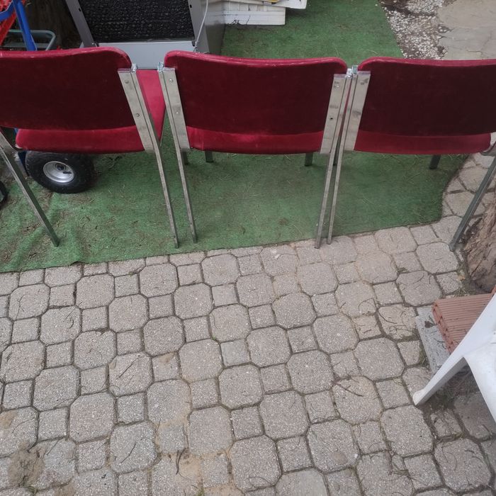 3 Cadeiras anos 70 / 80 bom estado