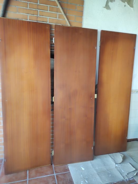 Frentes portas de roupeiro