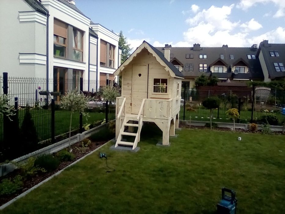 Huśtawka plac zabaw domek drewniany dla dzieci