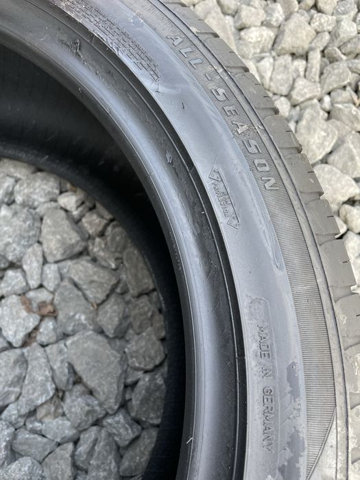 Продам пару всесезонних шин Good Year Eagle Sport 285/40 R20