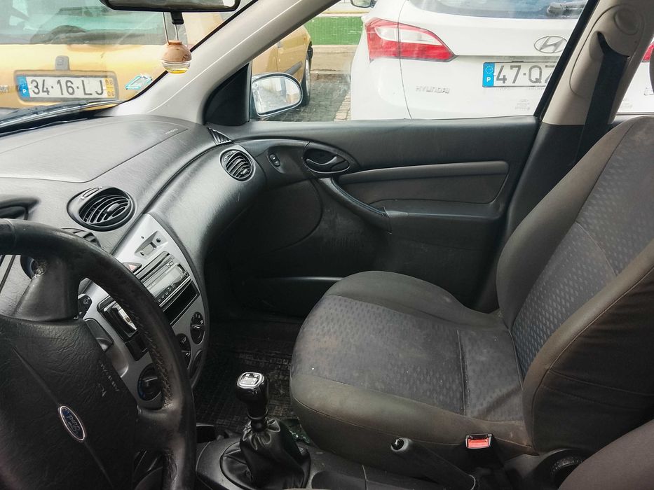 Vendo ou troco Ford focus