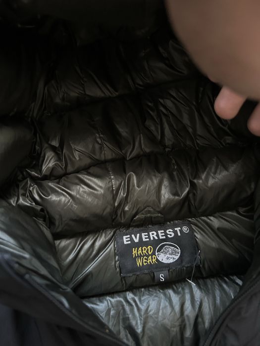 Жіноча куртка пуховик Mountain hardwear