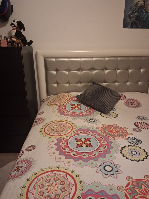 Quarto de casal Sigma, com 2 mesas de cabeceira e comoda