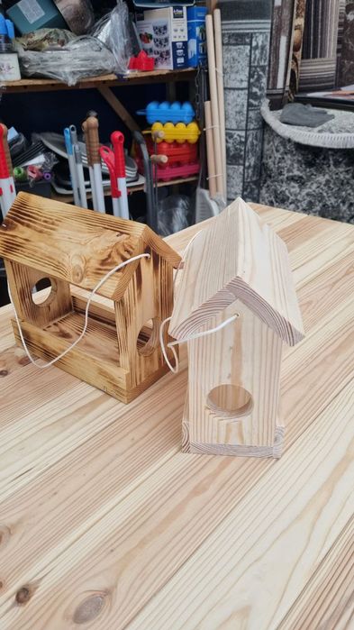 Годівничка для птахів