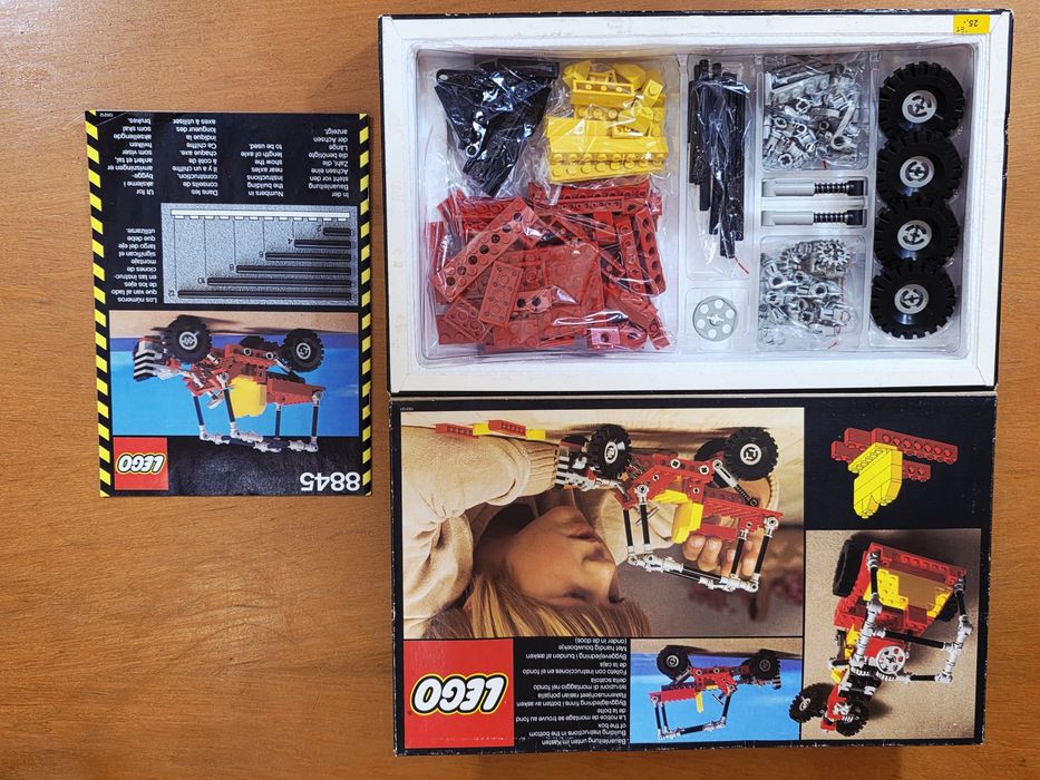 Lego 8845 Technic " Dune Buggy" 1981