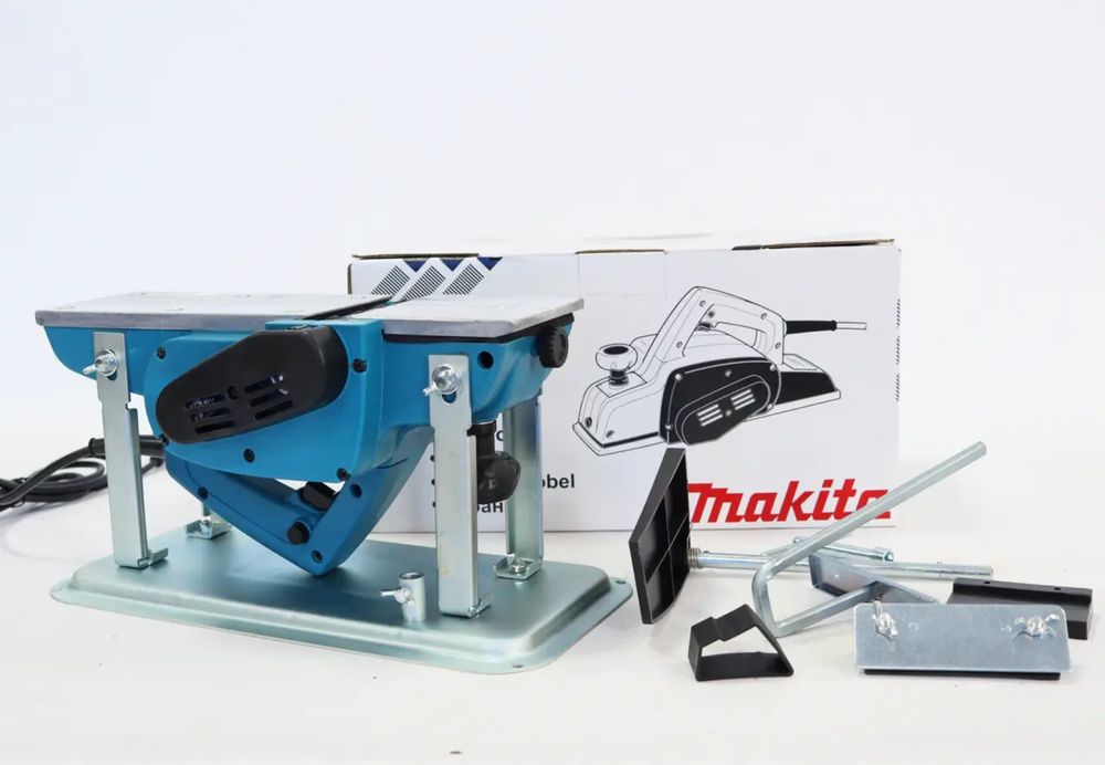 Рубанок электрический Makita 1911B