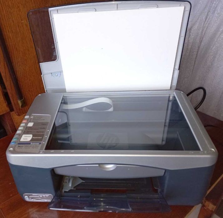 Принтер цветной HP