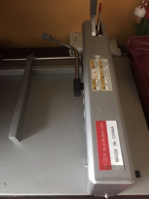 Продам ризограф Rizo RZ200EP + резак (гильотина)