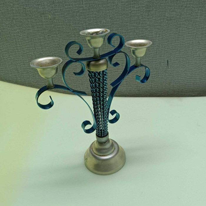 Канделябр, Подсвечник на 3 свечи
Металл (латунь/титан)