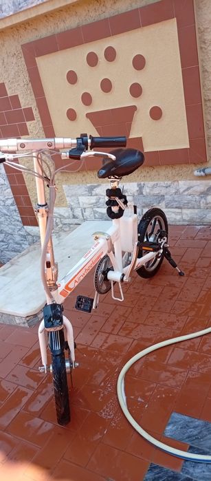 Vendo bicicleta elétrica ideal para senhora ou criança