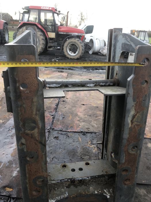 Konsola zaczepu massey ferguson