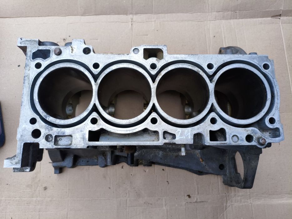 Блок цилиндров G4KA,G4KC,2.0-2.4бензин Киа,Хюндай,Kia Hyundai