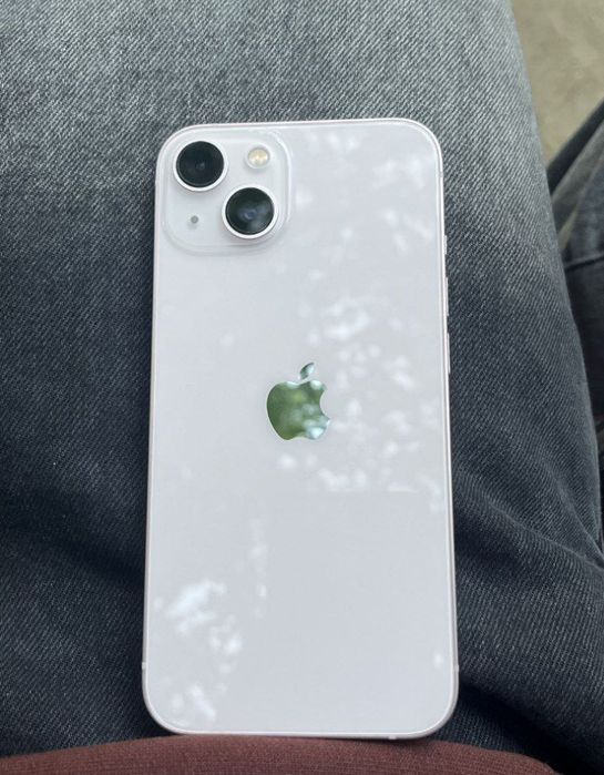 Айфон 13 на 128 в комплекті оригінал зарядний пристрій