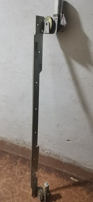 Штанга с привода и раздвижных дверей