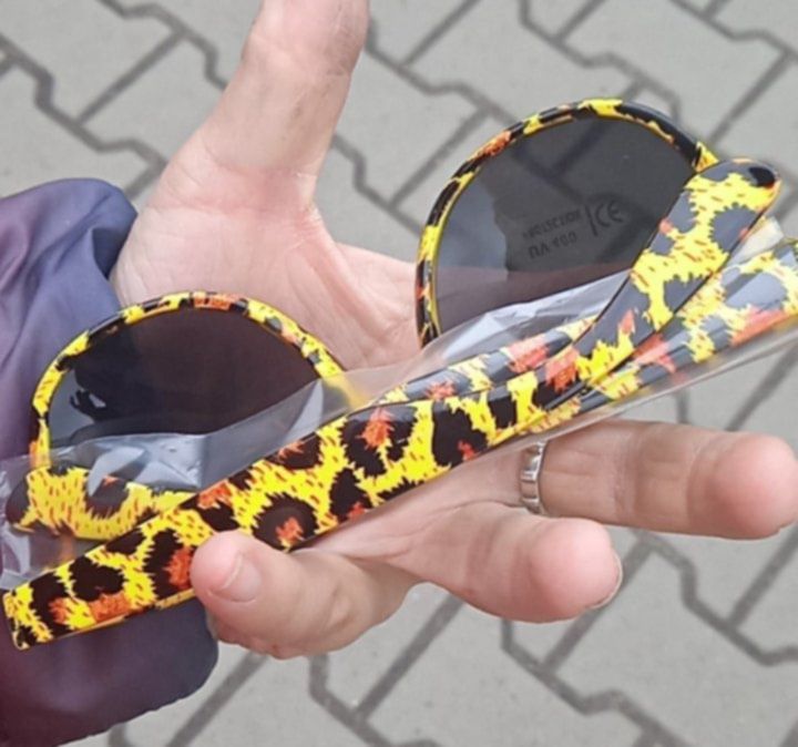 Nowe okulary przeciwsłoneczne w panterkę