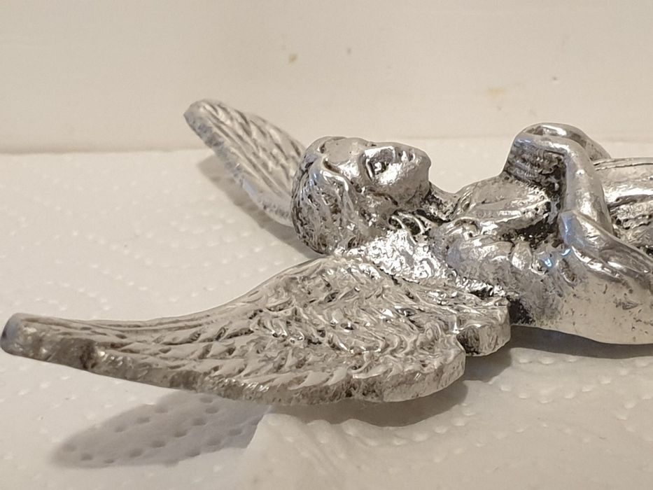 Grande antigo pendente de Anjo da Guarda em Alumínio
