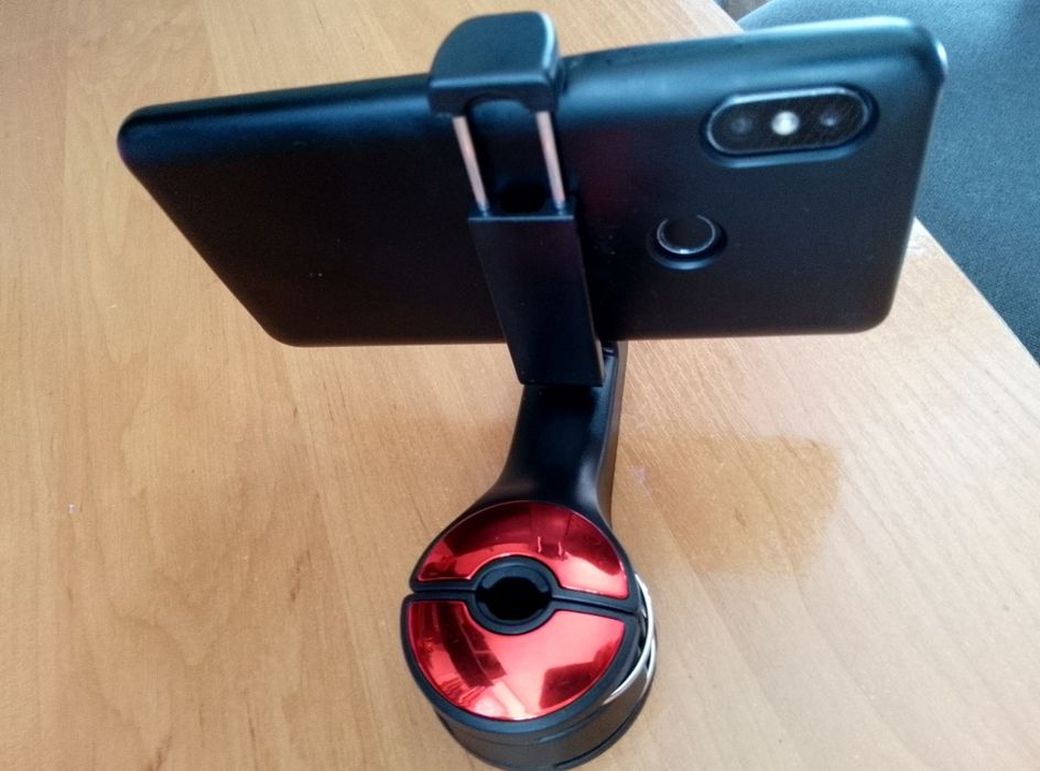 Автомобильный держатель телефон