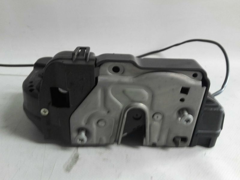 Fechadura / fecho porta trás esquerdo MERCEDES-BENZ CLS (C219)