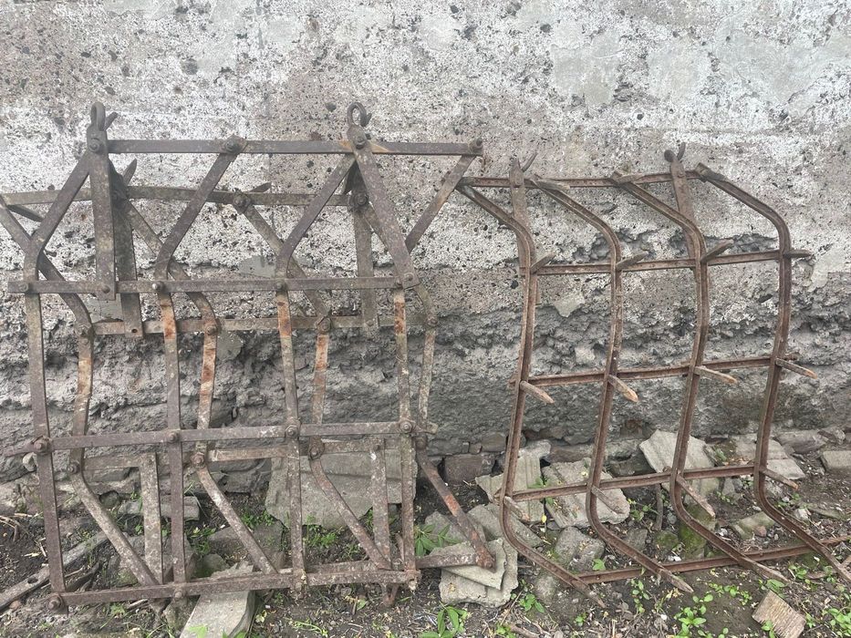 Продам плуги і борона