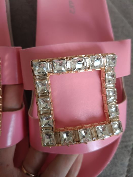 Klapki nowe 40 różowe na szeroką stopę buty na lato