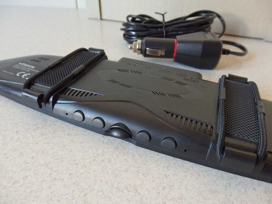 VORDON DVR-190 – lusterko, wideorejestrator i kamera cofania.