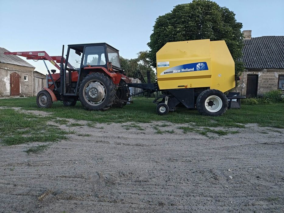 Prasa New Holland BR 6090