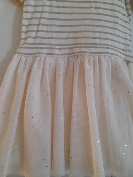 Vestido Petit Bateau e vestido Ted Baker 6/7 anos
