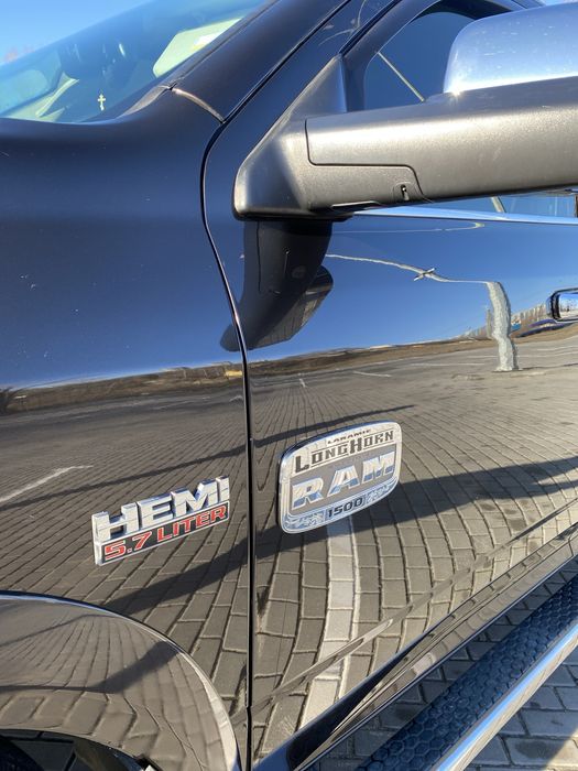 RAM 1500 Latamie Long Horn