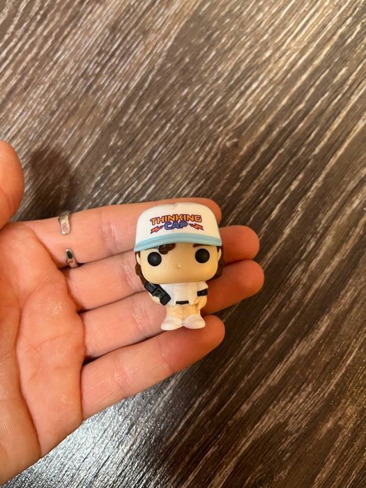 Фігурки дивні дива ( осд )